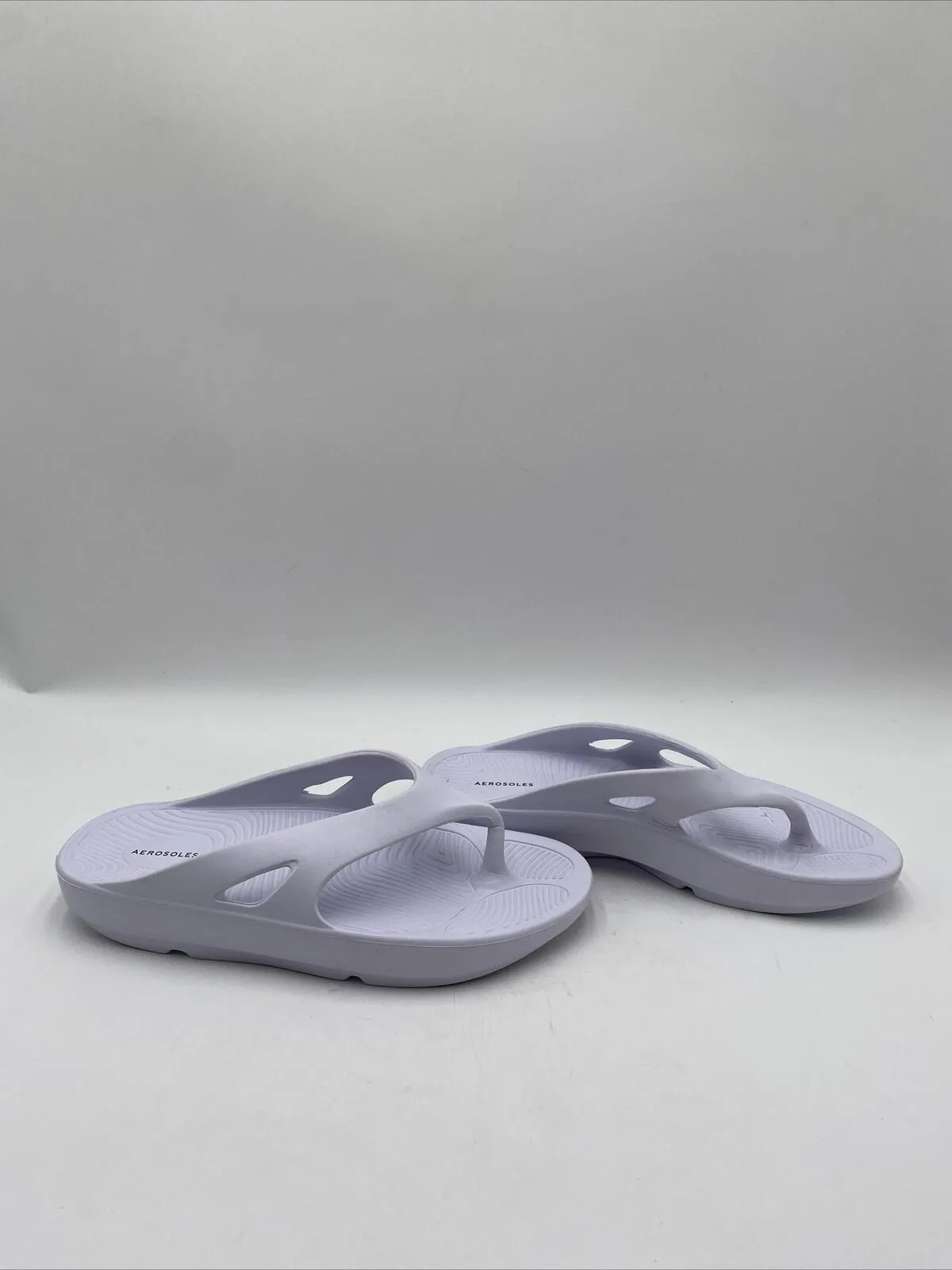 Aerosole Women's Marie Thong Sandals White Size 10W