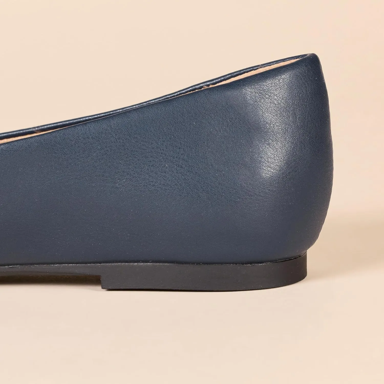 Amazon Essentials Women's Bow Ballet Flat