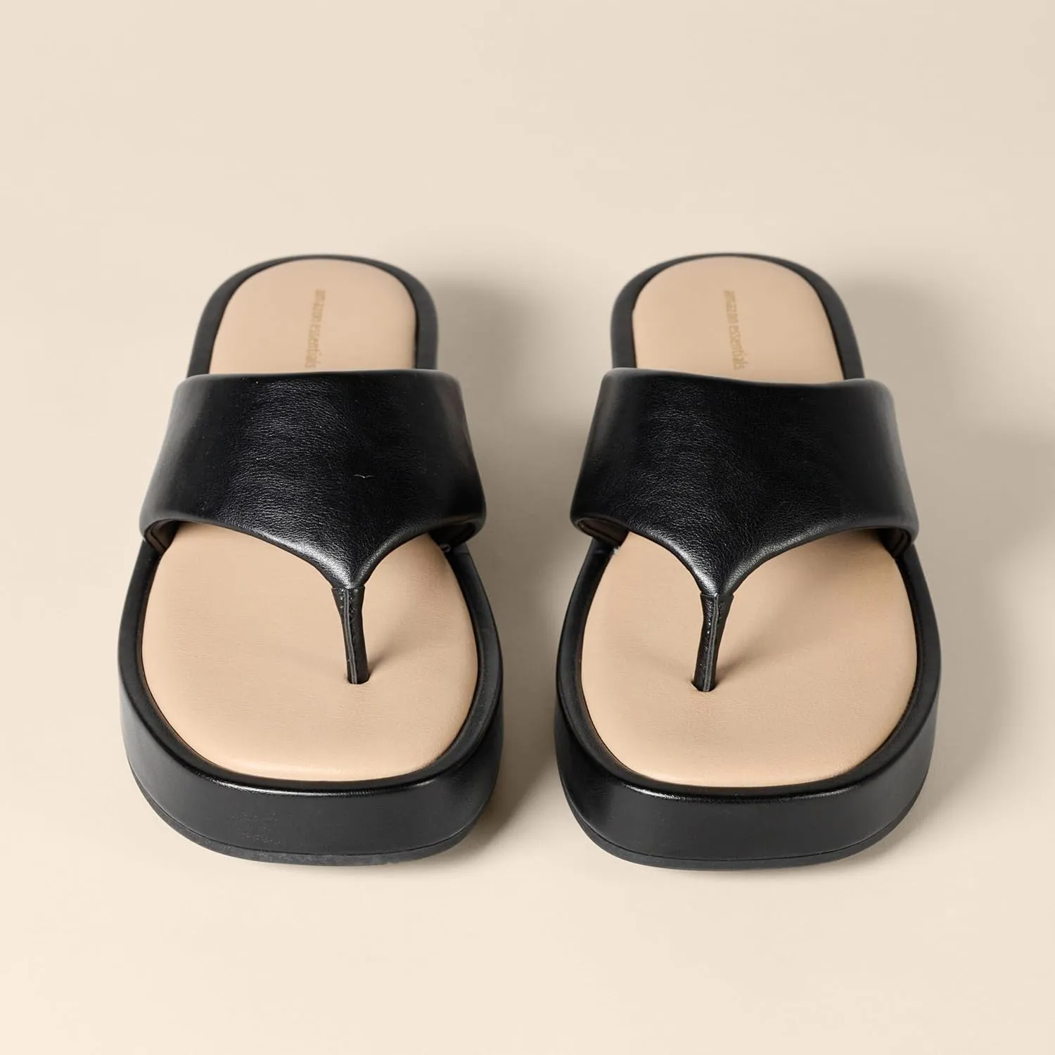 Amazon Essentials Women's Flatform Thong Sandals