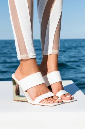 AZALEA WANG HEAD IN THE CLOUDS WEDGE SANDAL IN WHITE