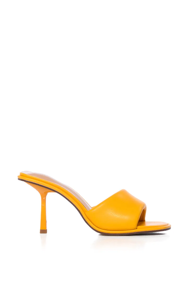 AZALEA WANG KATNISS BASIC SANDAL IN YELLOW