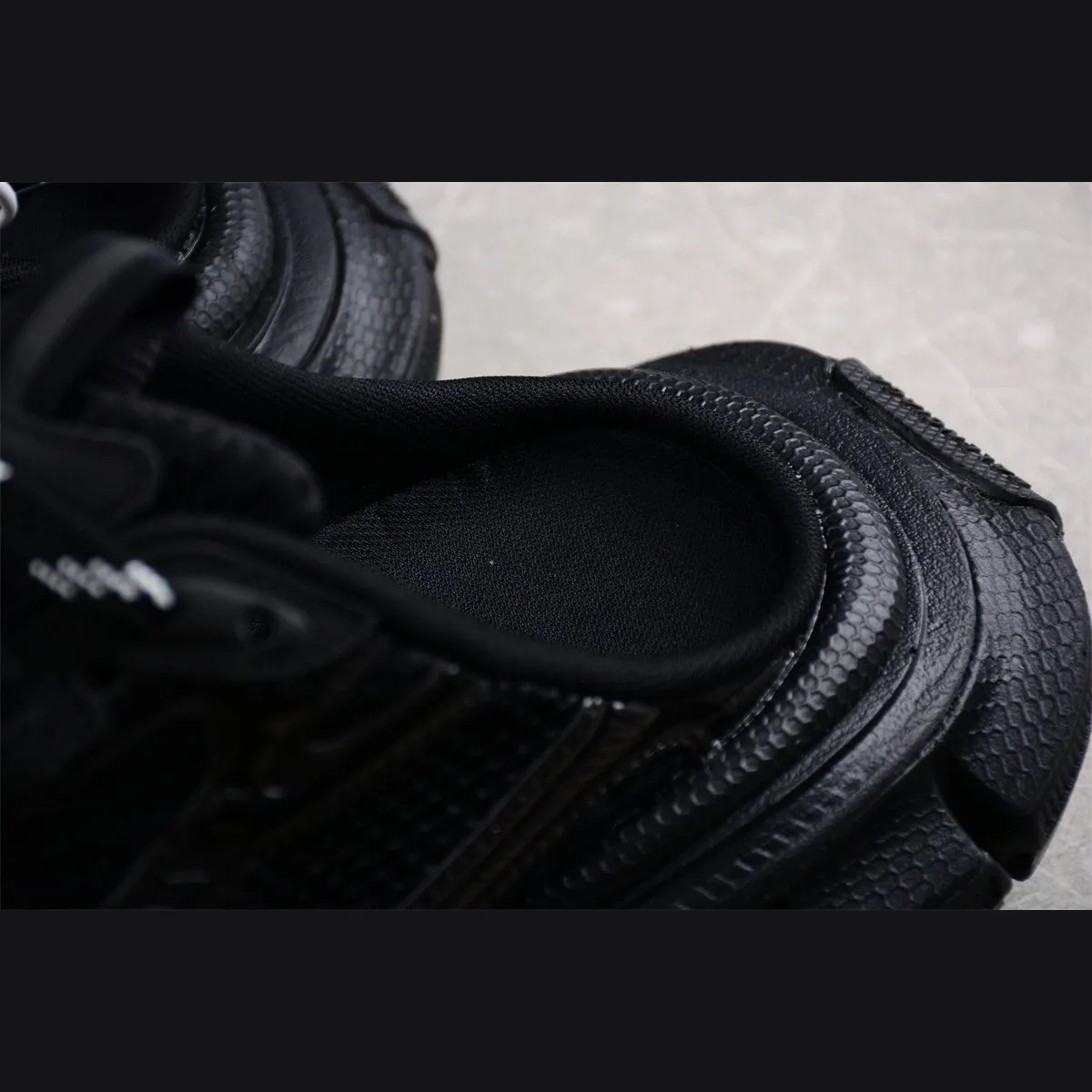 BALENCIAGA Superior-grade BLACK 3XL x ALL Same-day shipping MULE