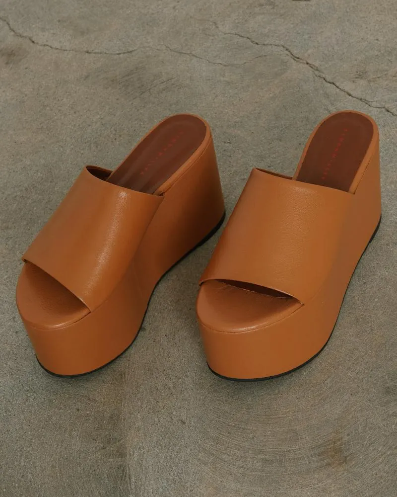 Blackout Platform Shoes in Toffee