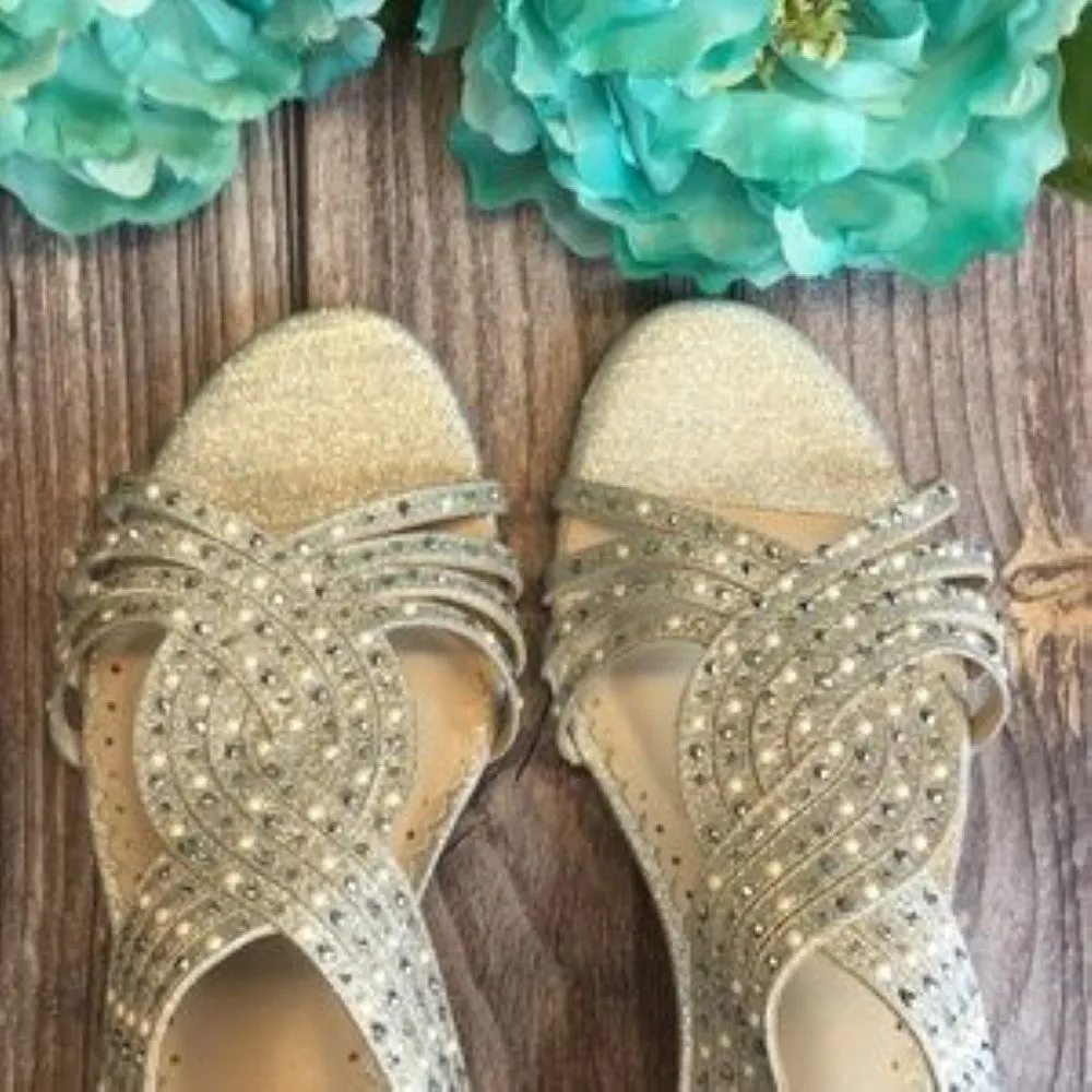 CHARTER CLUB Ginifur Silver Pearl Wedge Sandals 9M