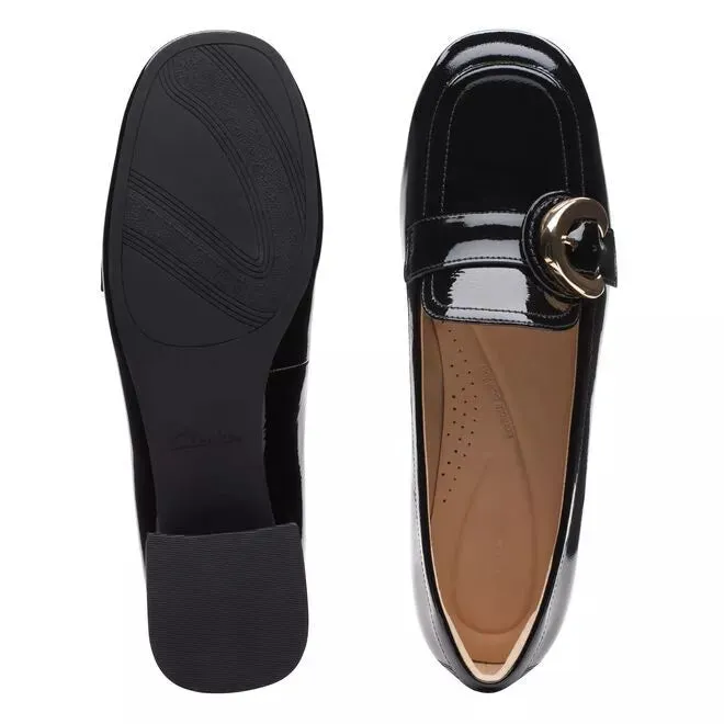 Clarks Women's Daiss 30 Trim Black Pat Leather 26174716