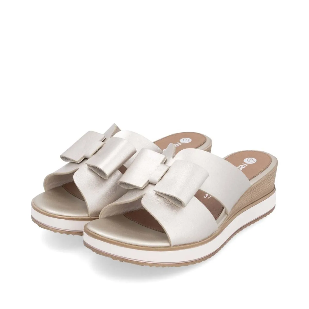 D6456 Mule Sandals