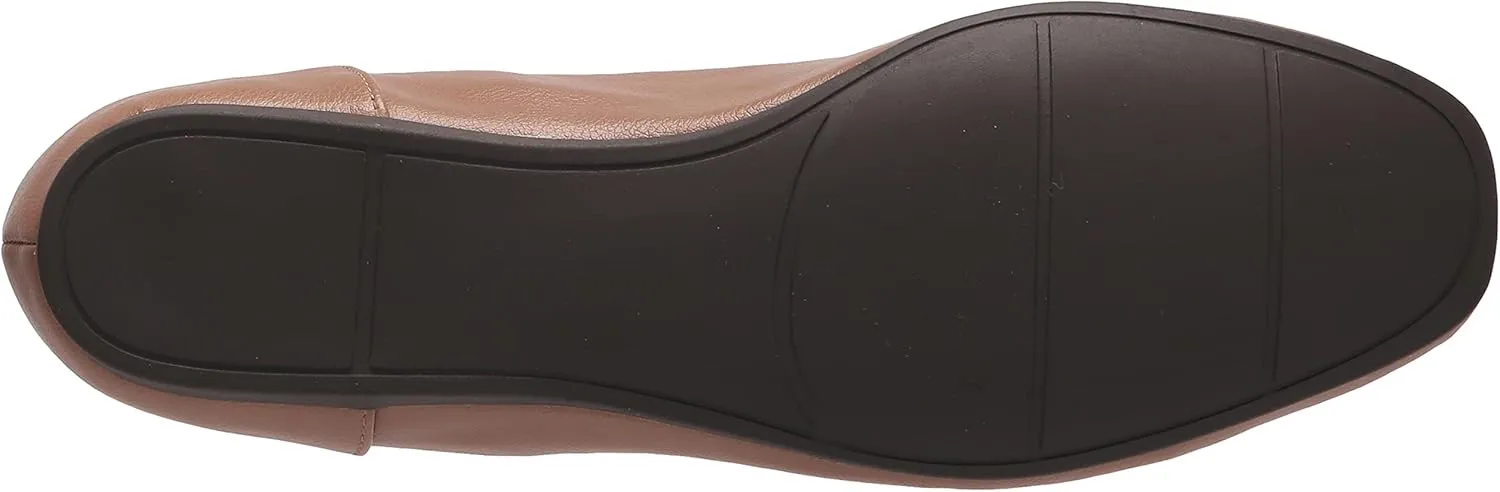 Easy Street Women's Thrill Flat Sneaker