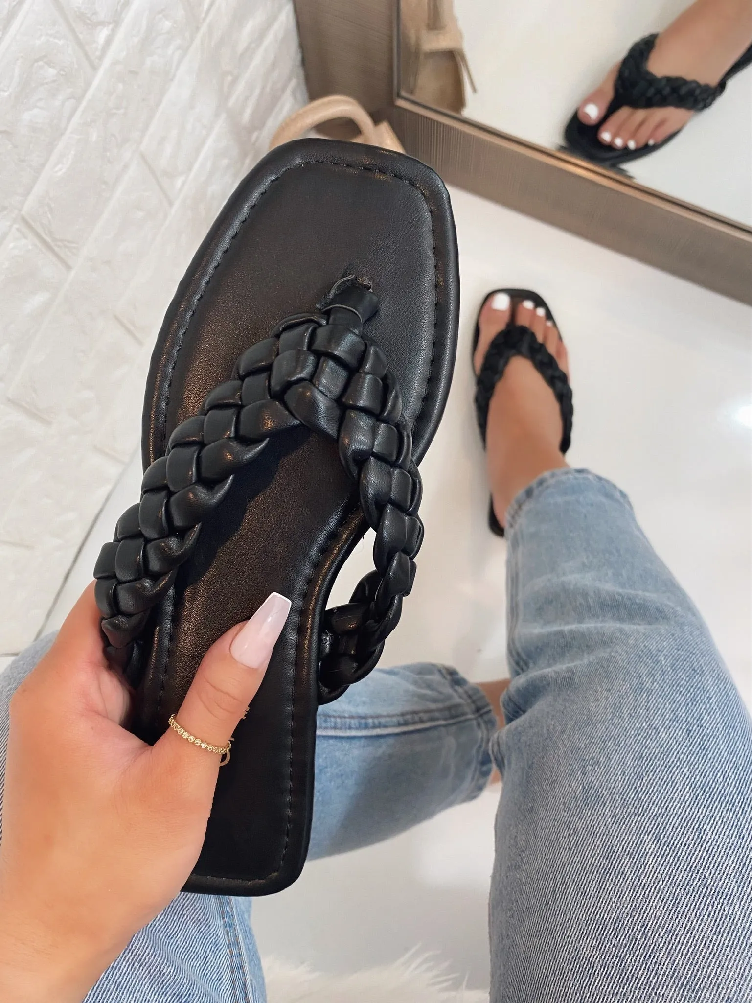 Ellie Thong Sandal
