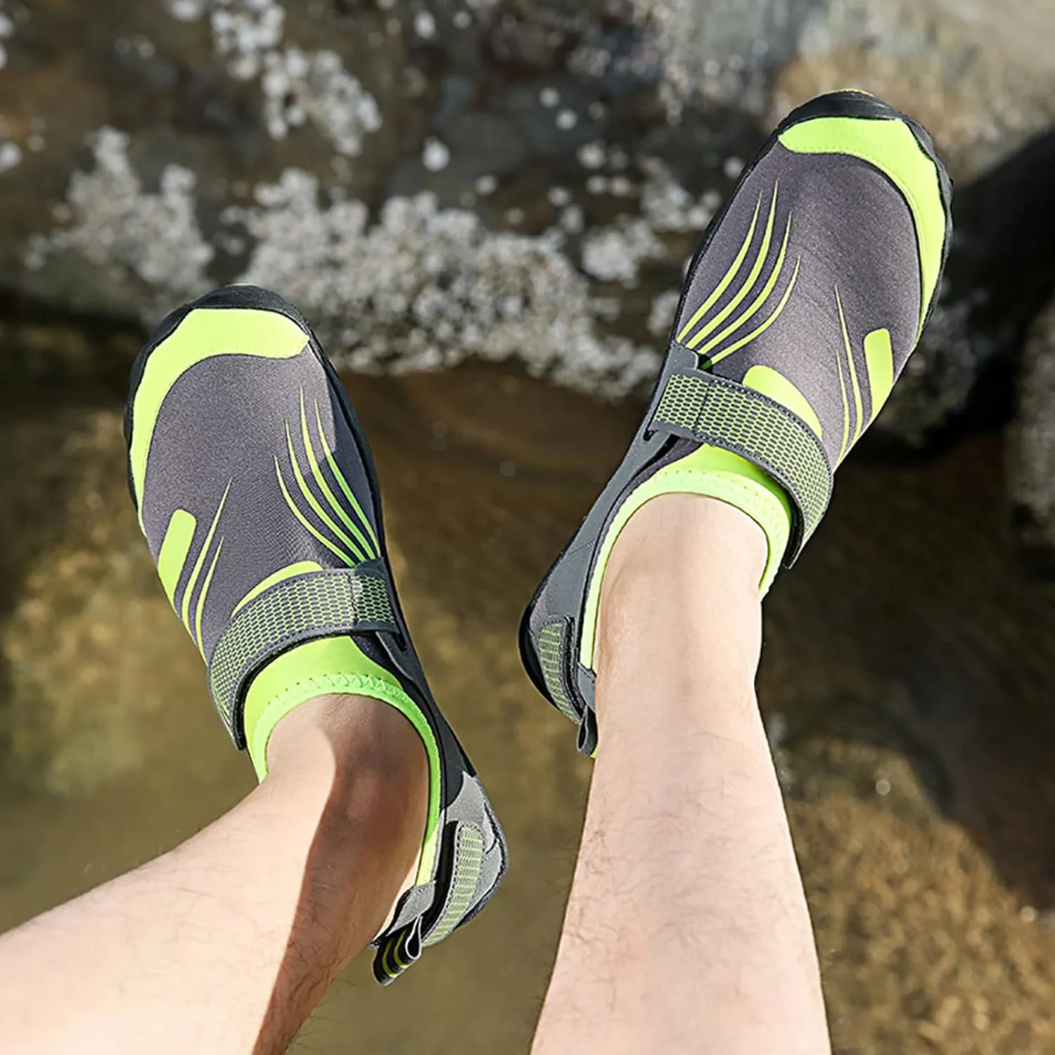 Fashion Summer Water Shoes for Men and Women Hiking Swimming and Diving Tracing Shoes Beach Sports Barefoot Shoe