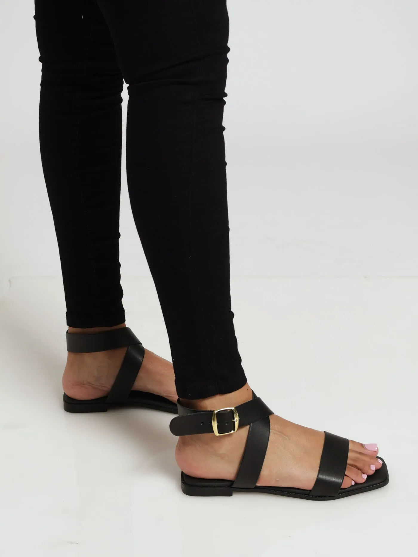 Flat Basic Mule Sandal With Ankle Strap - Black