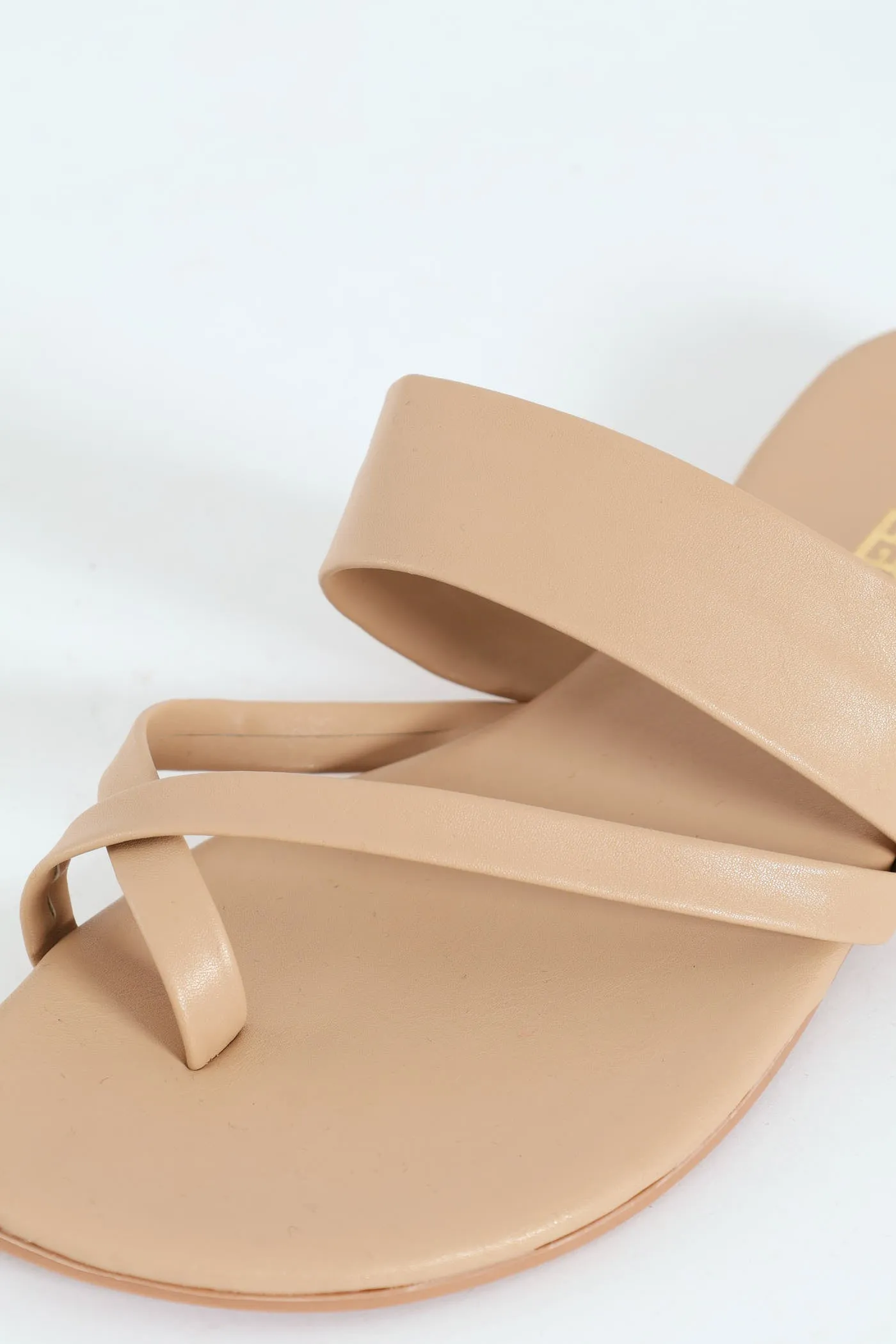 Flat Basic Multistrap Thong Toe Post