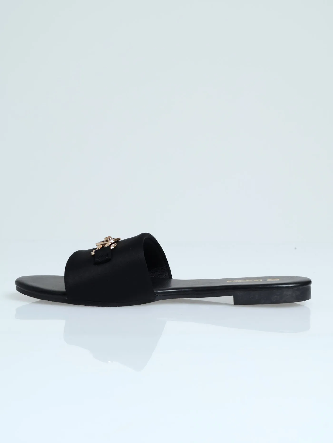 Flat One Strap Padded Mule Sandal With Coin Link - Black