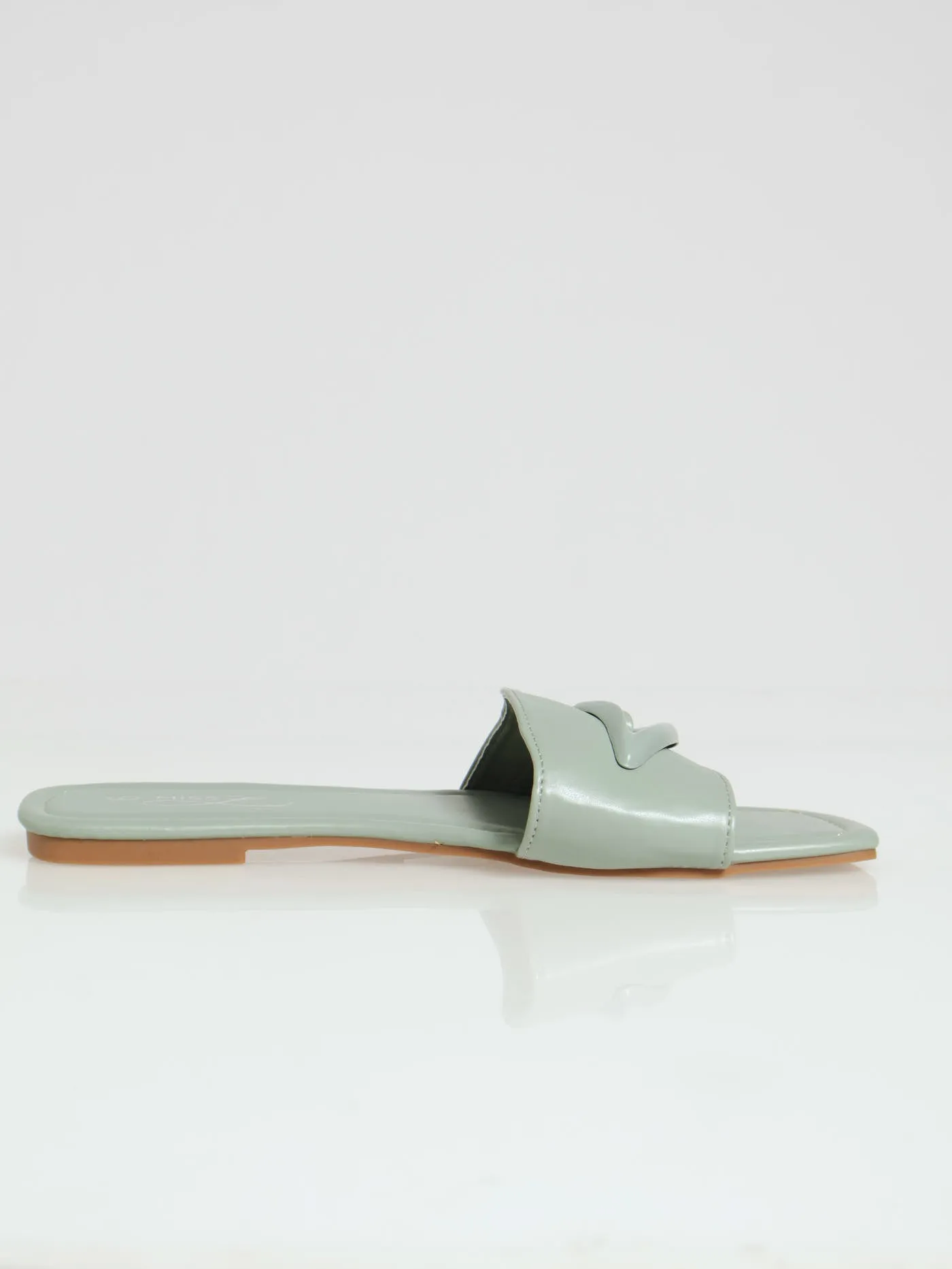 Flat Teardrop Trim One Strap Push In Mule Sandal - Sage