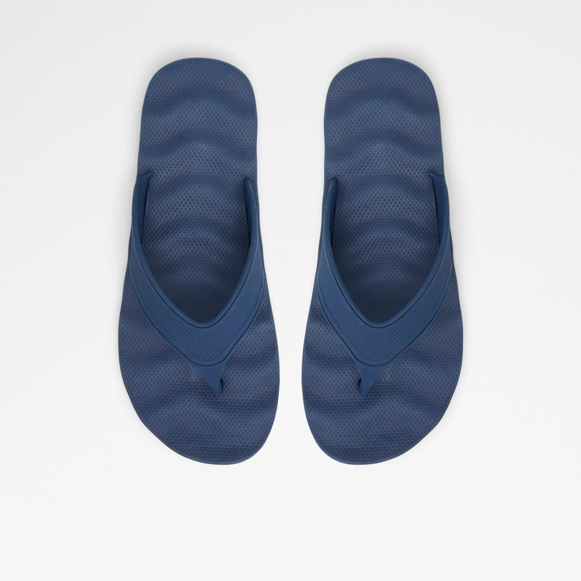 Haciendo Thong Sandals