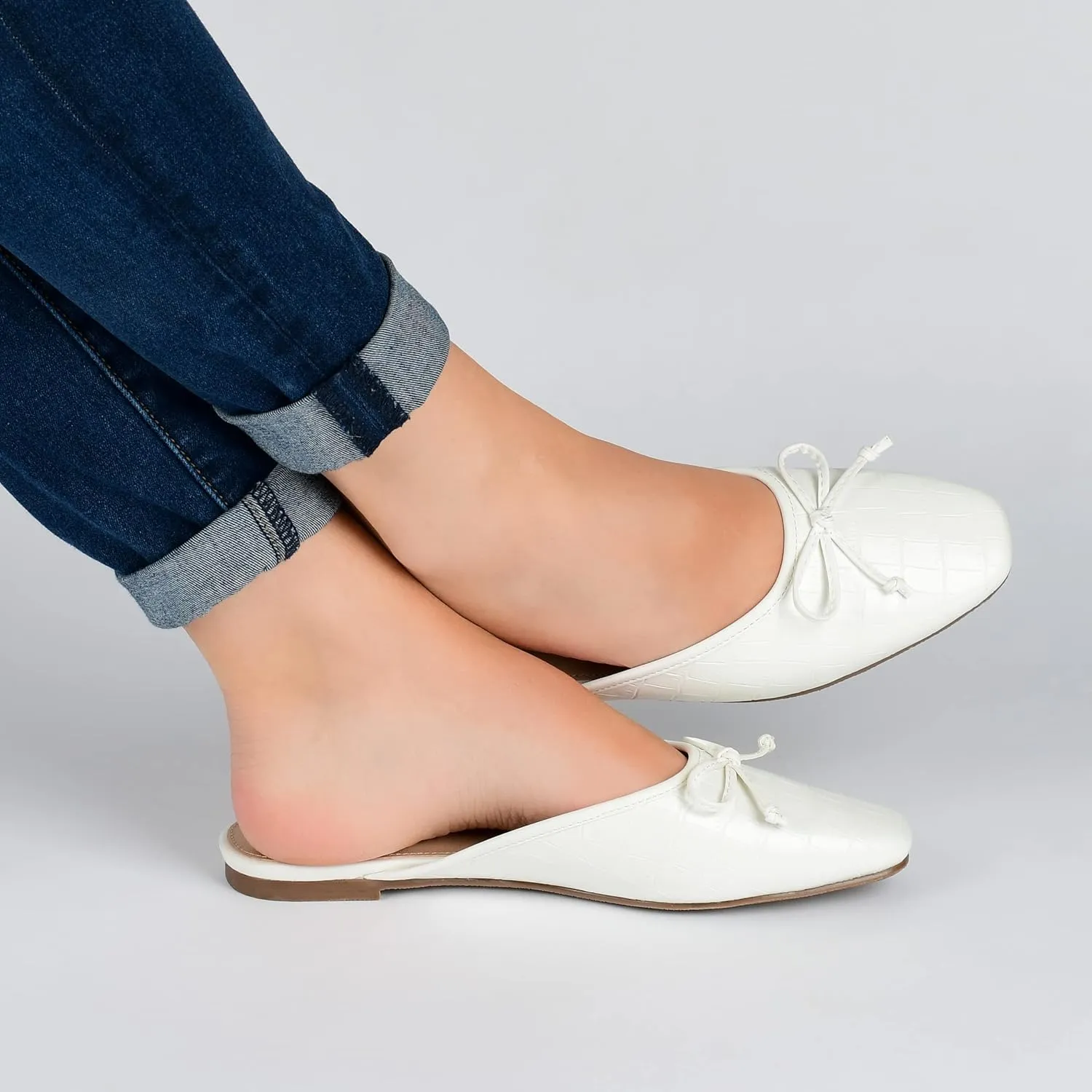 Journee Collection Women's Flats