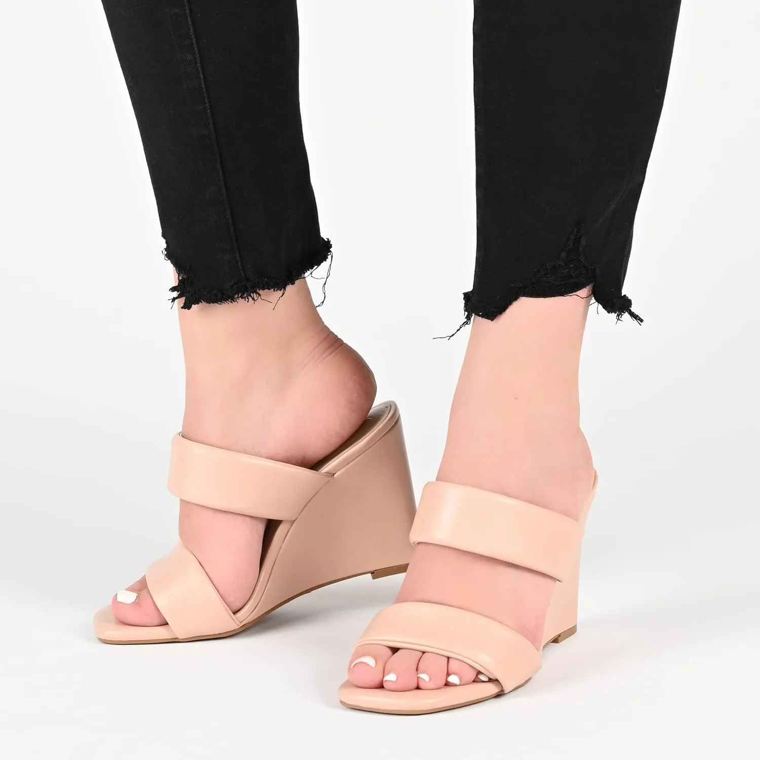 Journee Women's Comfort Foam Kailee Wedge Sandals