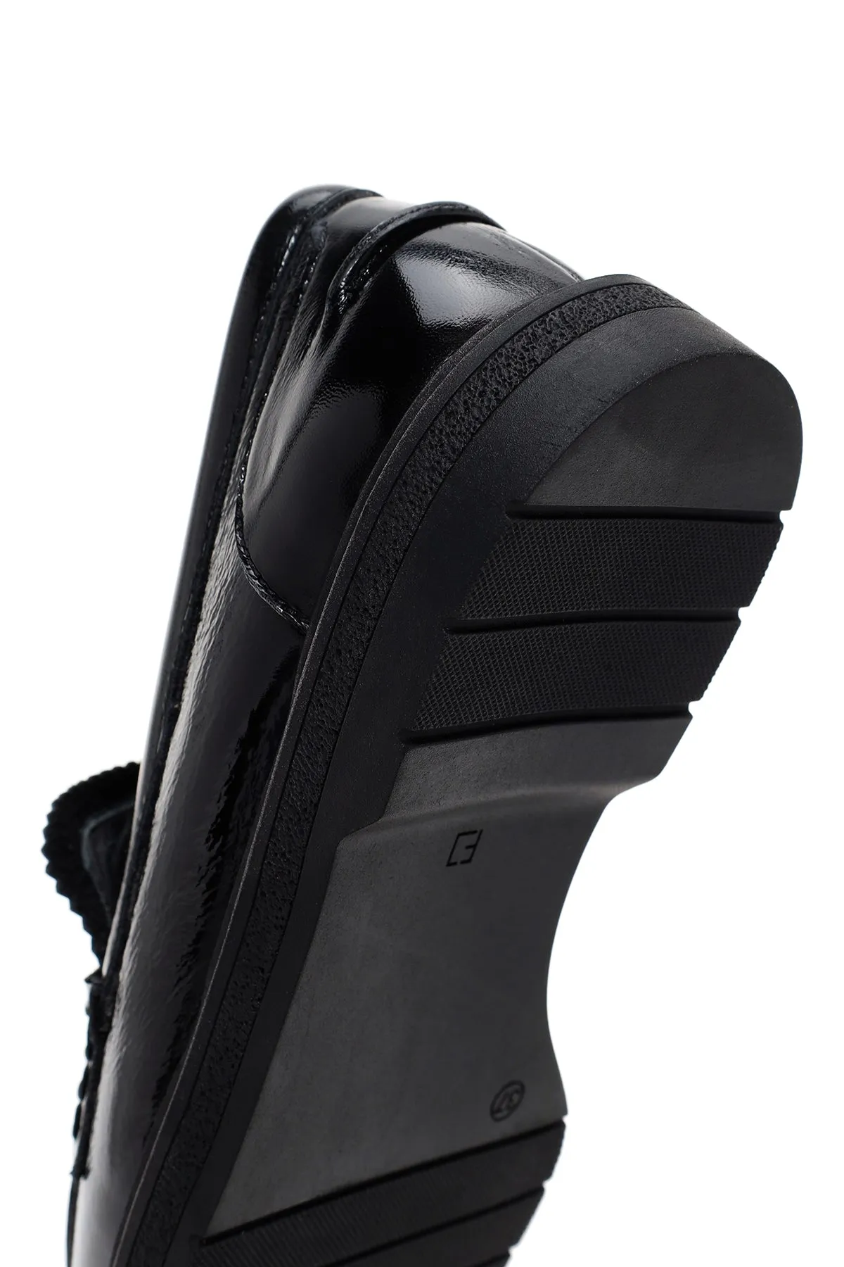 Kadın Siyah Rugan Deri Maskülen Loafer