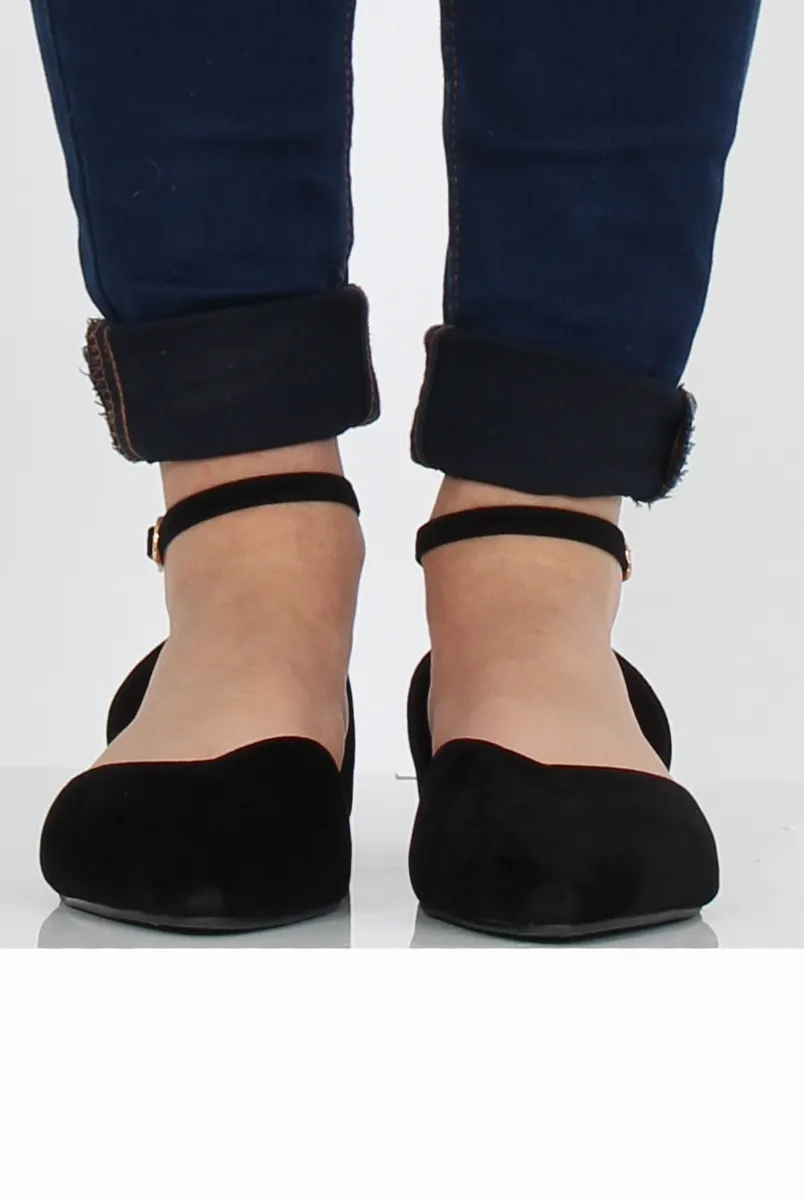 Kelsa - Flat Pointed Secure Suede Shoes Black Wide array