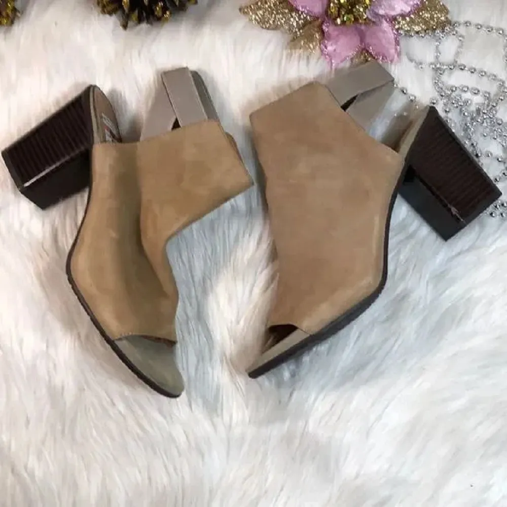 Kenneth Cole Reaction Frida Fly Dress Sandals 10