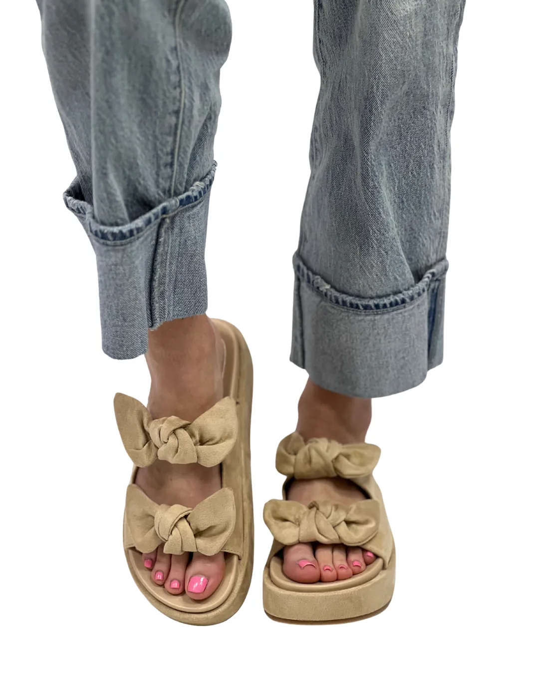 KIKI in Beige Suede
