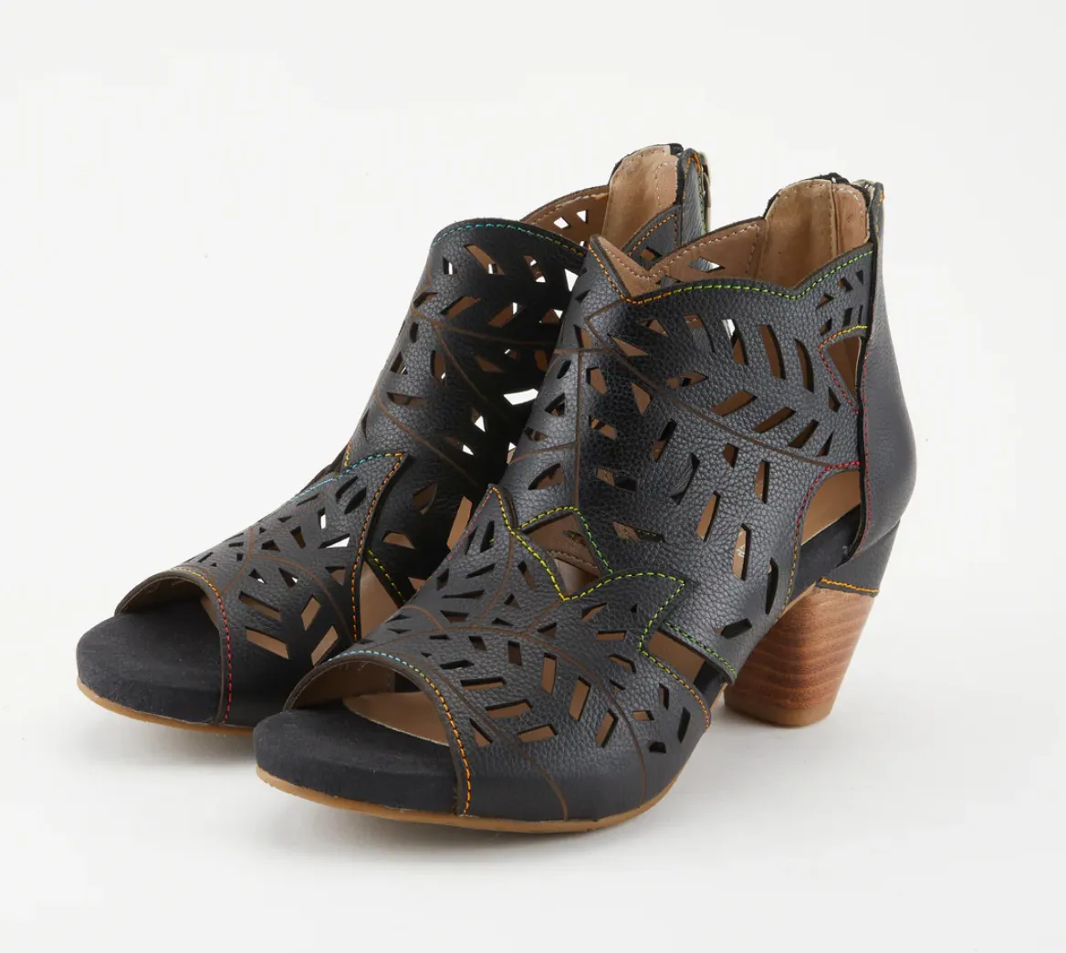 L'Artiste Icon Tooled Leather Ankle Sandal