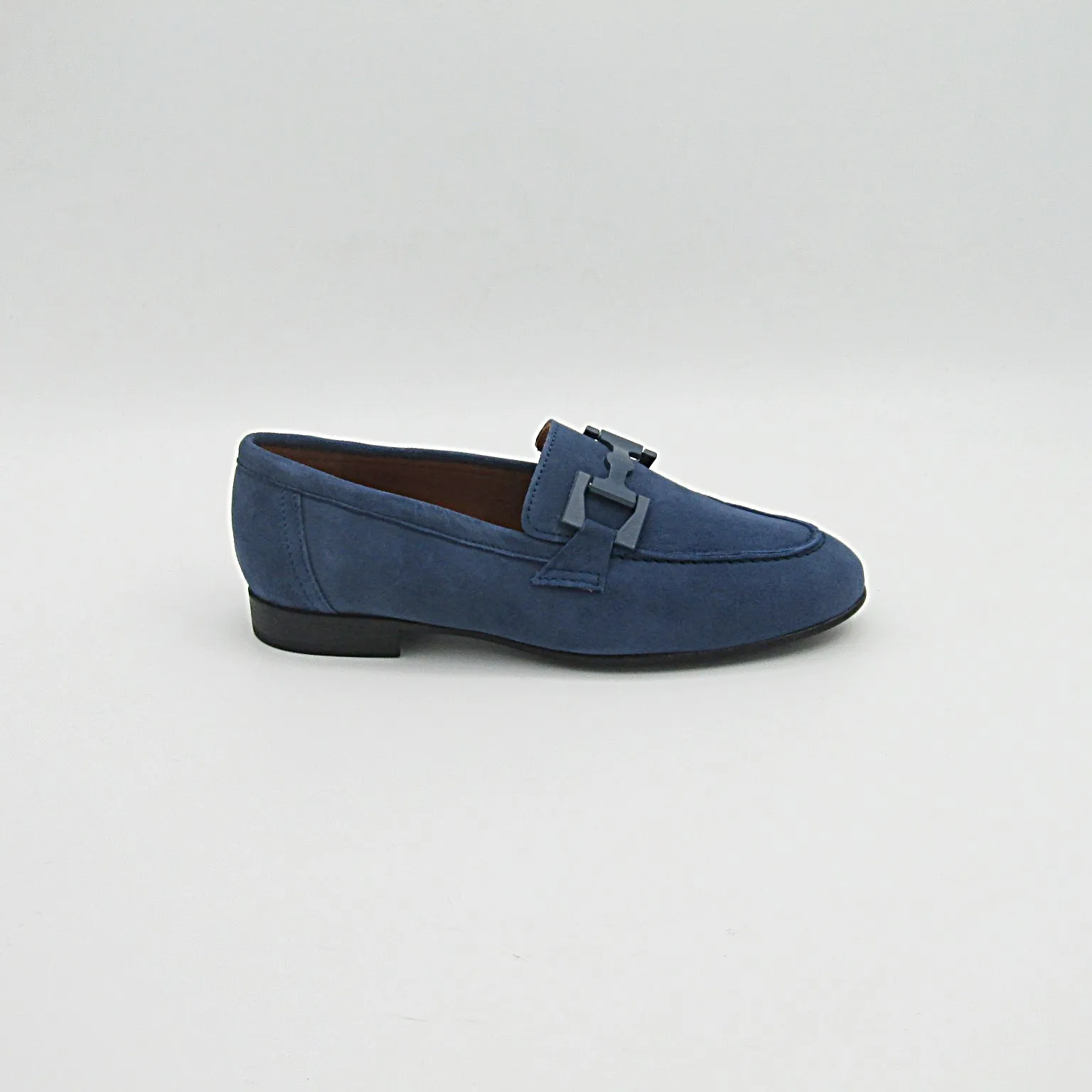 LOAFER