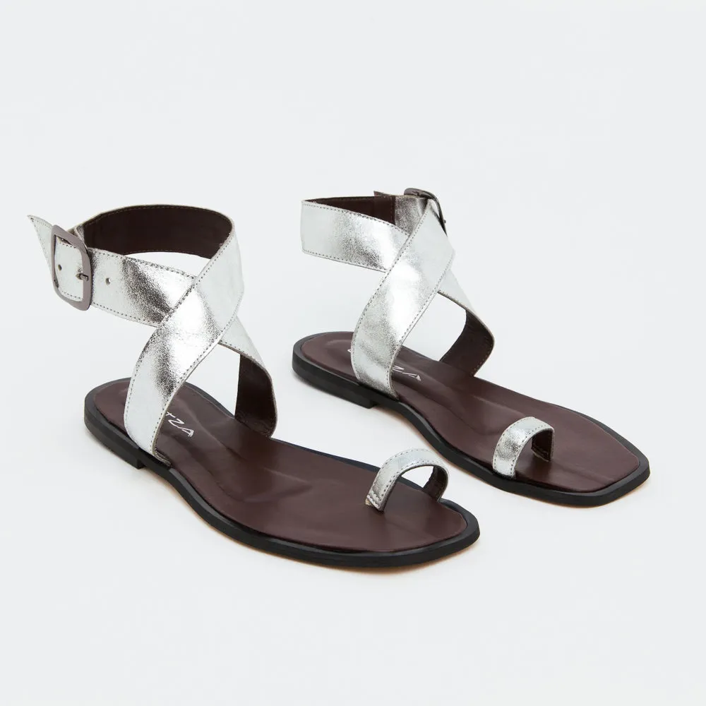 Lívia Flat Sandals