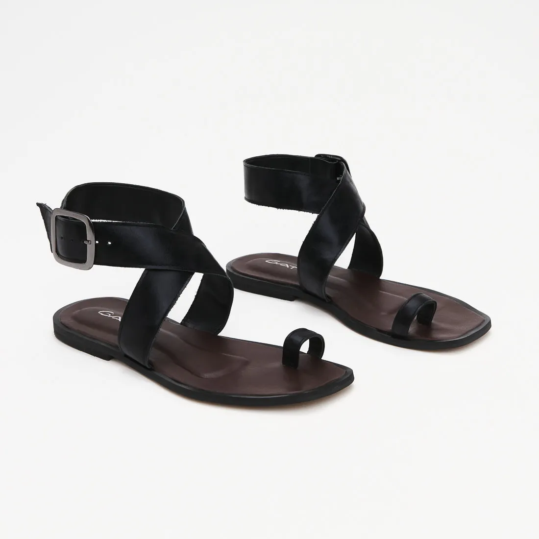 Lívia Flat Sandals