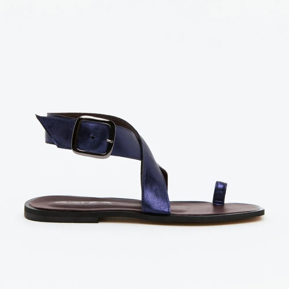 Lívia Flat Sandals