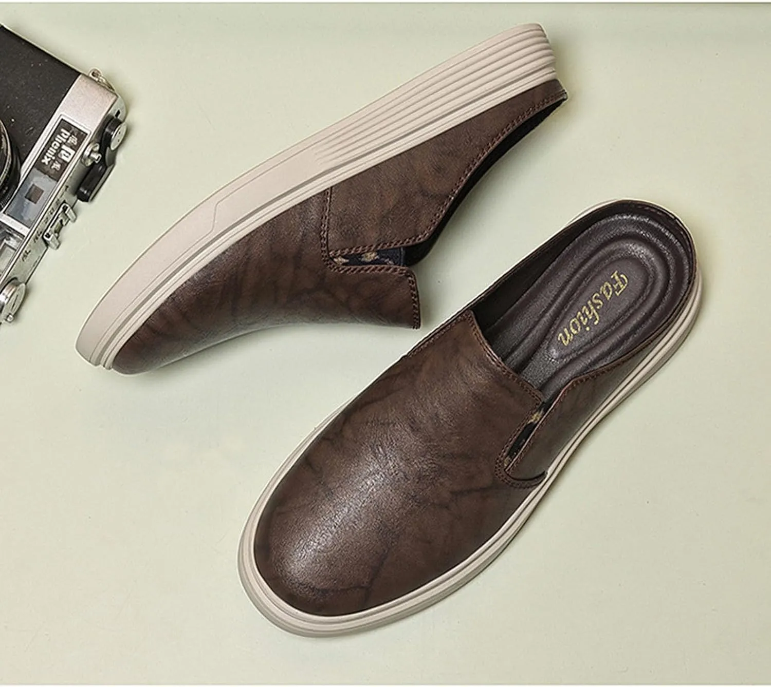 Men Cowhide Slip On Flat mule Shoes Summer Closed Round Toe Fashion Retro Backless Dress Loafers Shoes Comfortable Anti Slip Lightweight Moccasin Half Slides