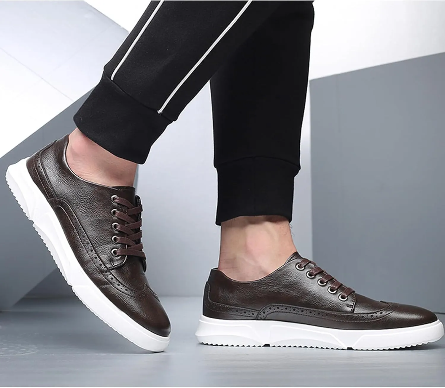 Men's Leather Flat Oxford Sneakers Fashion Brogues Wing Tip Lace Up Cap Toe Soft Sole Casual Dress Loafers for Business Office Work