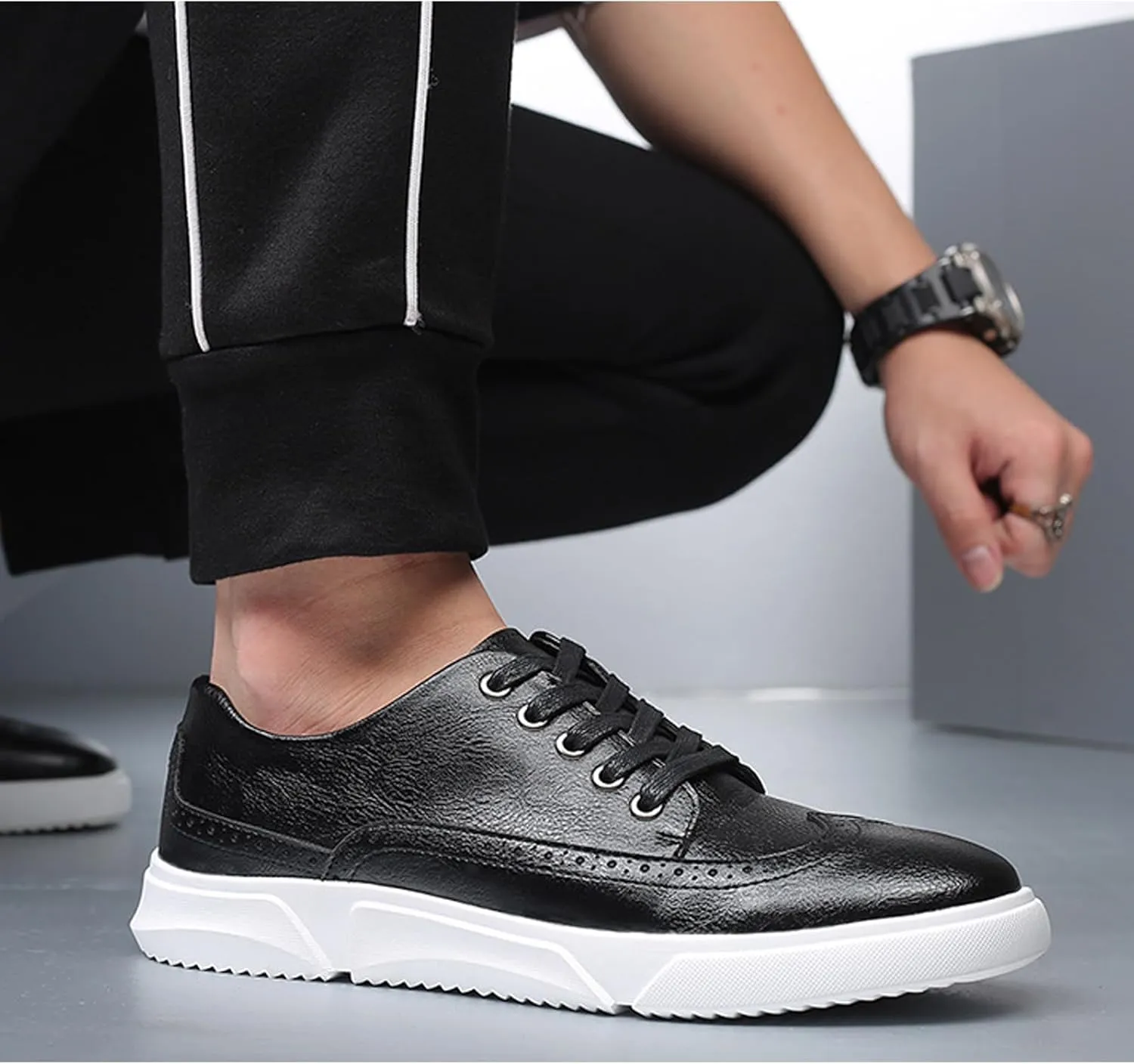 Men's Leather Flat Oxford Sneakers Fashion Brogues Wing Tip Lace Up Cap Toe Soft Sole Casual Dress Loafers for Business Office Work
