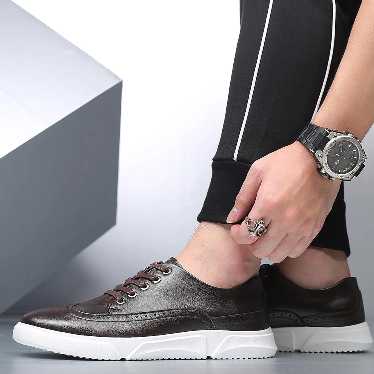 Men's Leather Flat Oxford Sneakers Fashion Brogues Wing Tip Lace Up Cap Toe Soft Sole Casual Dress Loafers for Business Office Work