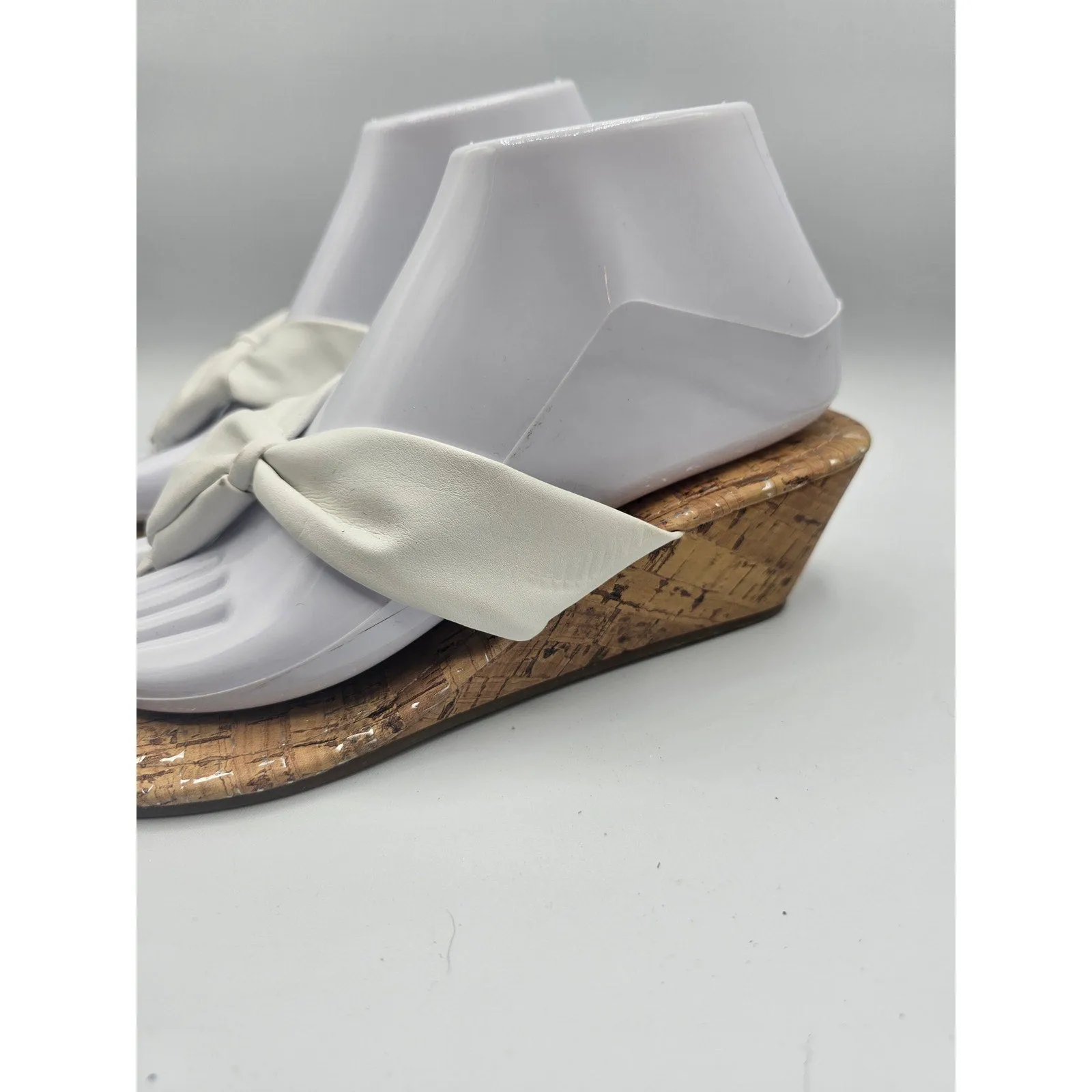 Montego Bay Club Womens Sz 8 Cork Wedge Sandals White Leather Strap