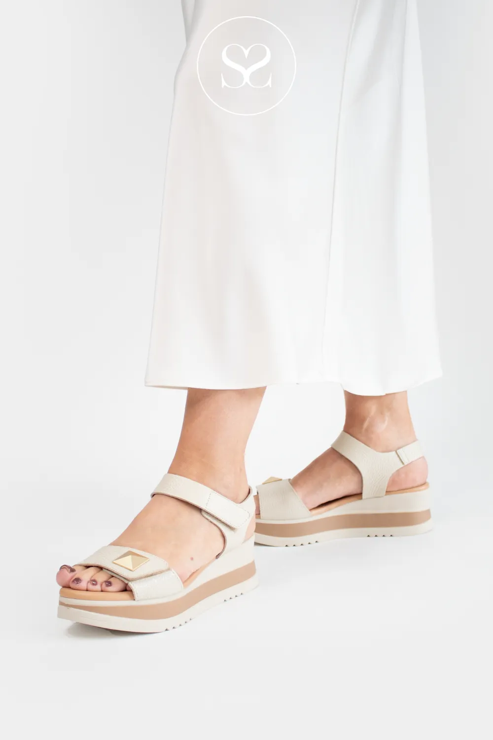 OH MY SANDALS 5763 CREAM LEATHER WEDGE WALKING SANDALS