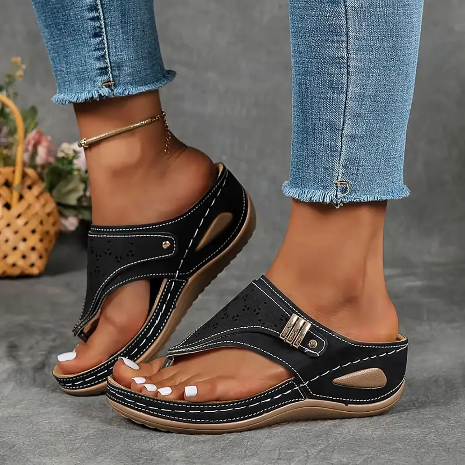 Orthopedic Sandals for Women, Women Summer Dressy Comfortable Sandals Arch Support Wedge Sandals 2025 Non Slip Flip Flops Sandals