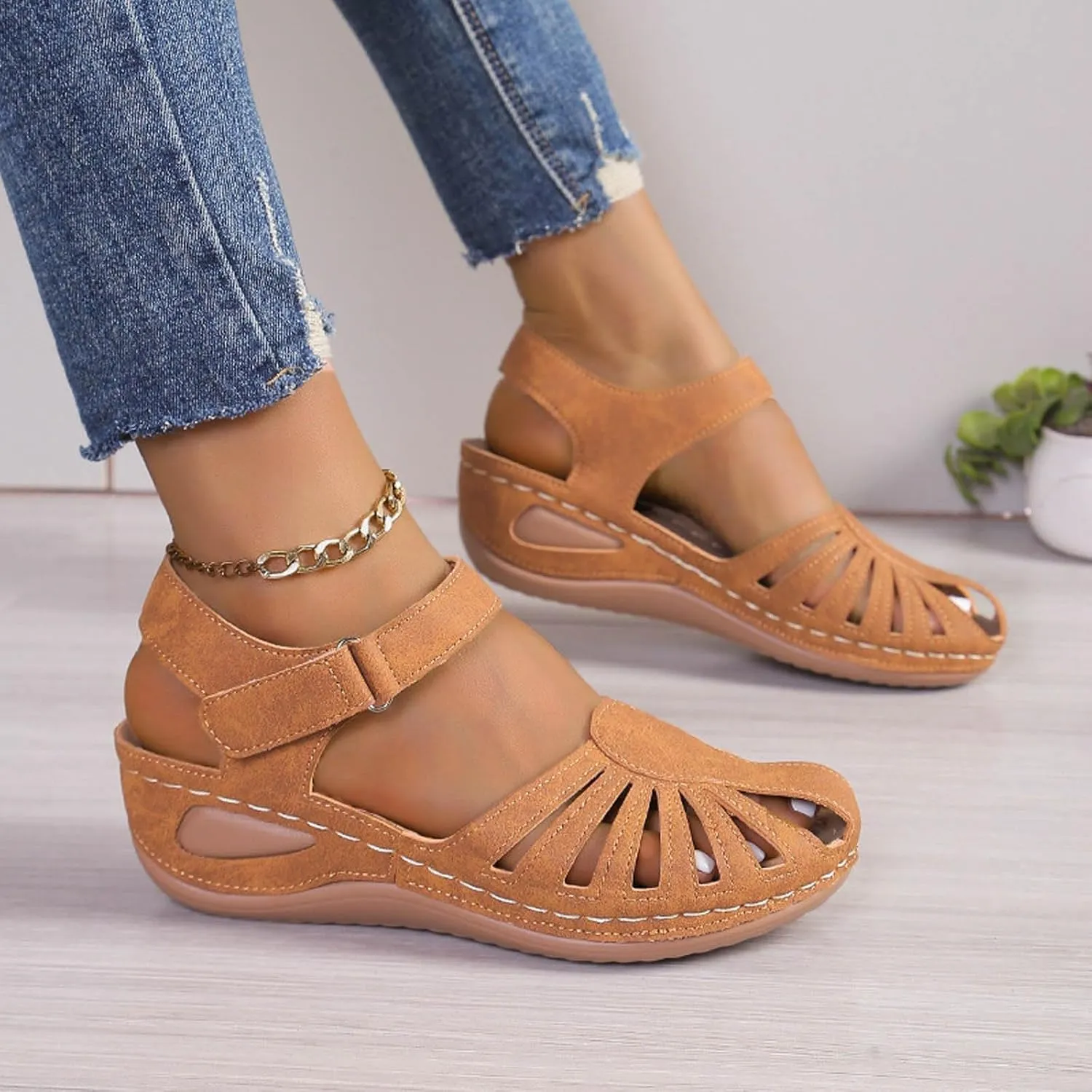 Platform Clogs for Women Closed Toe Wedge Sandals Slip On Walking Sandals Hollow Out Comfortable Vacation Sandals