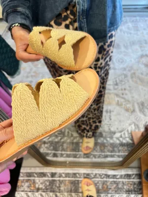 RAFFIA SANDAL
