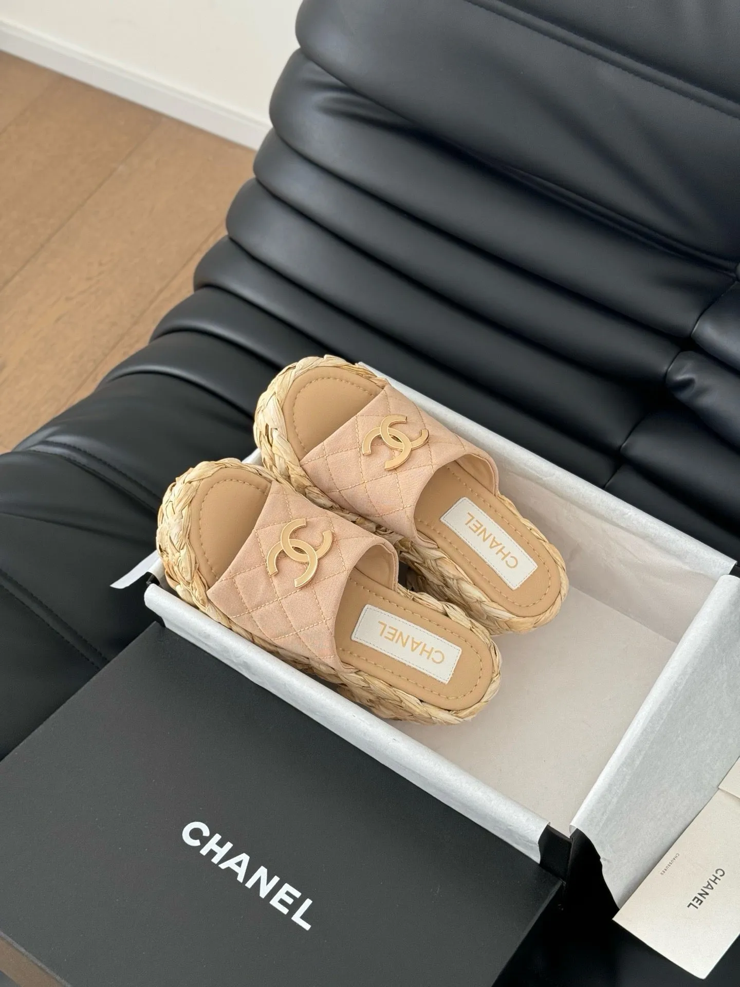 SE1590 Chanel Wedge Sandals / Size5-11