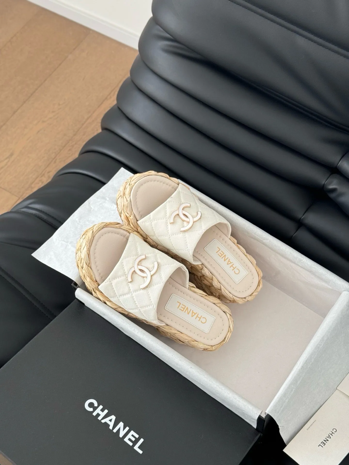 SE1591 Chanel Wedge Sandals / Size5-11