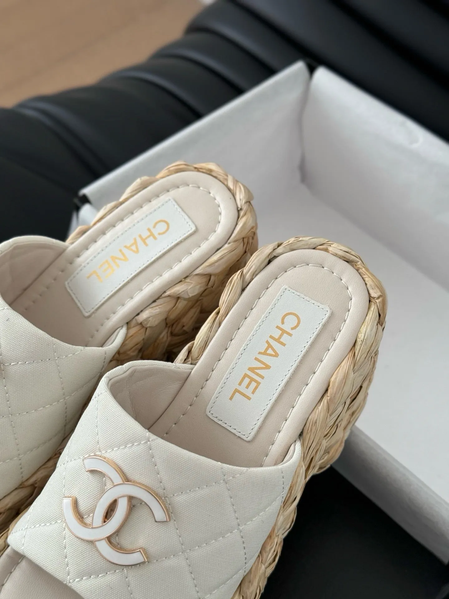 SE1591 Chanel Wedge Sandals / Size5-11