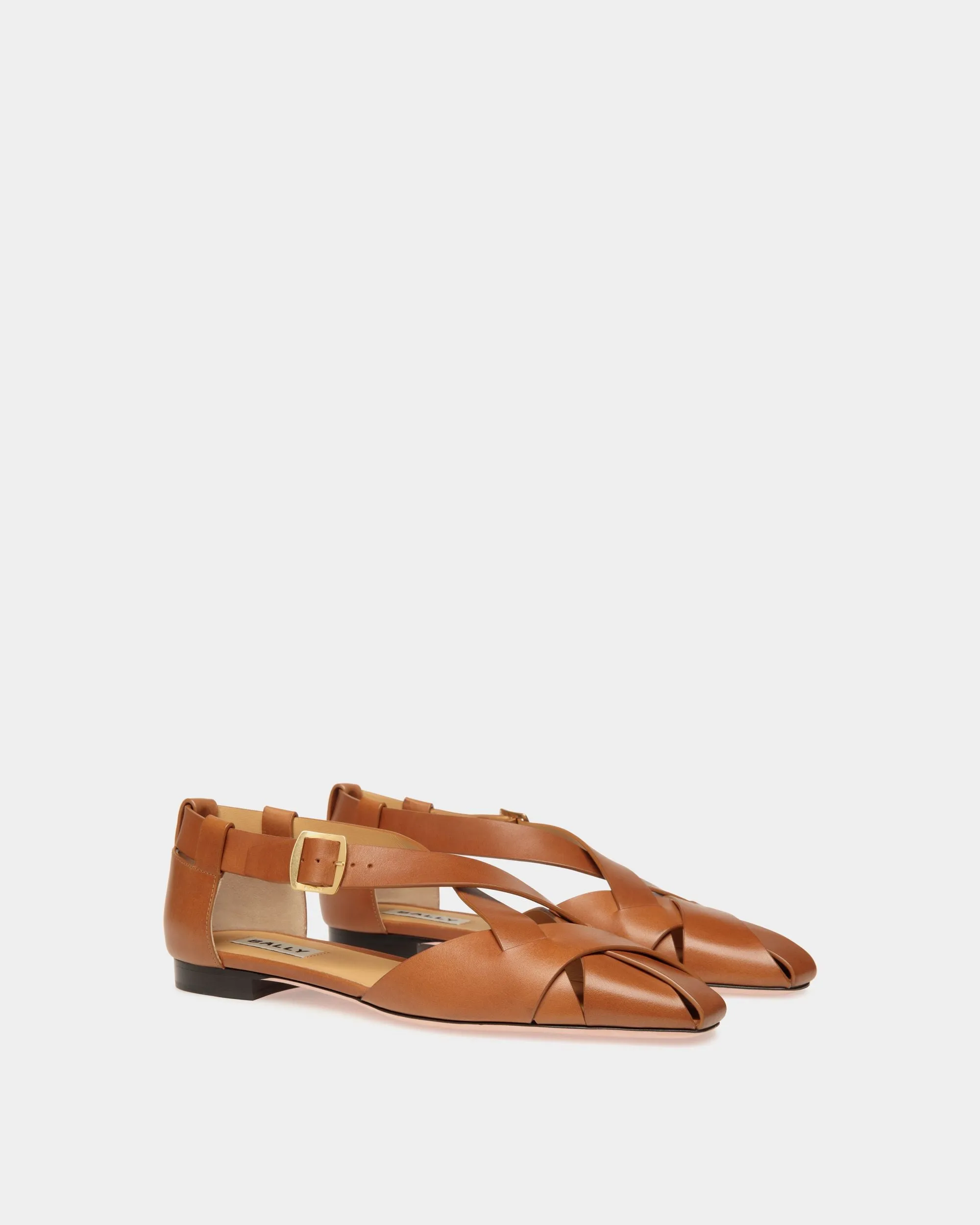 Sylt Flat in Brown Brushed Leather
