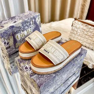 Tested Natural Dior - Slide Dway Platform Premium-grade
