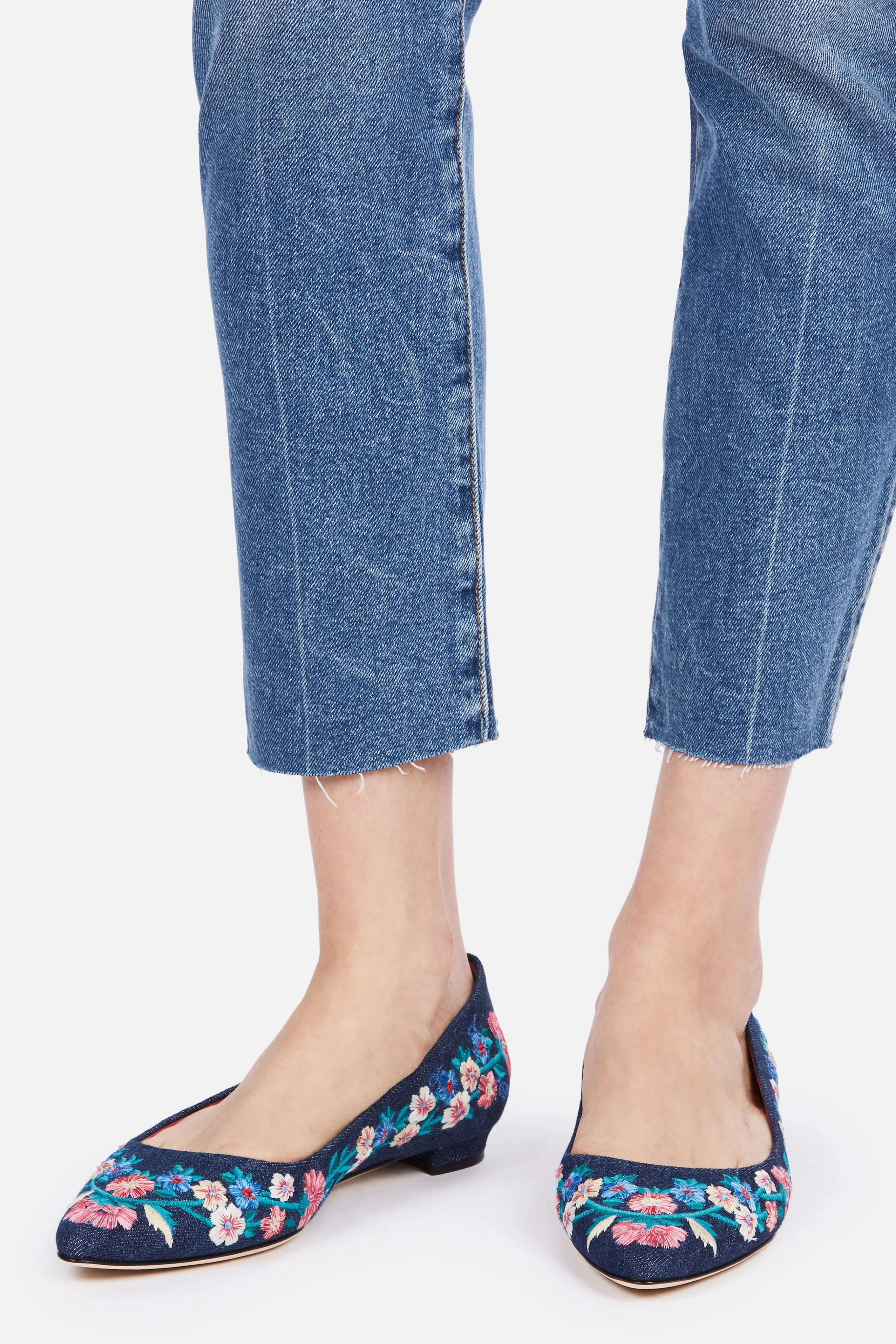 Titto Embroidered Flat - Jean Embroidery