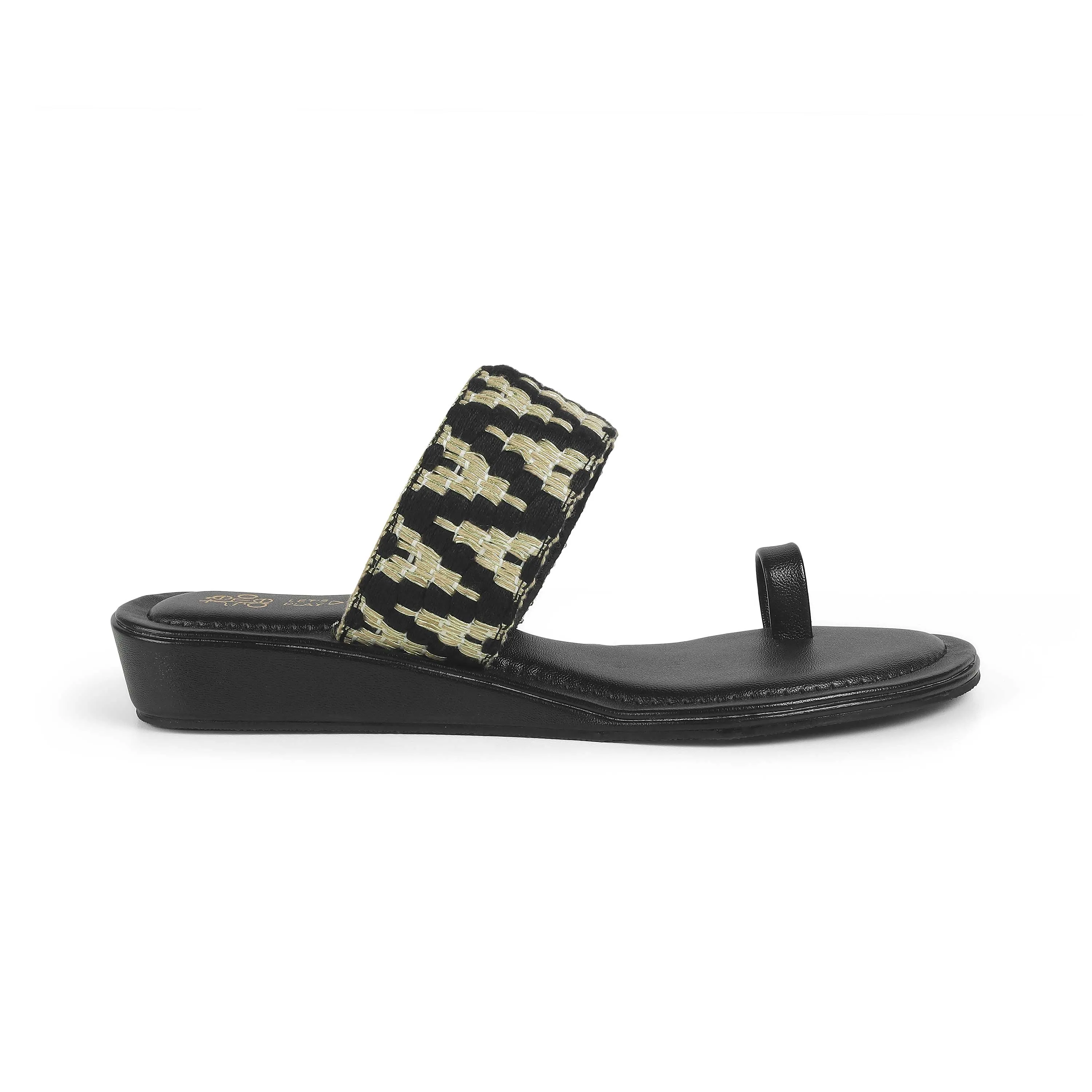 Tresmode Vela Black Women's Casual Small Wedge Sandals