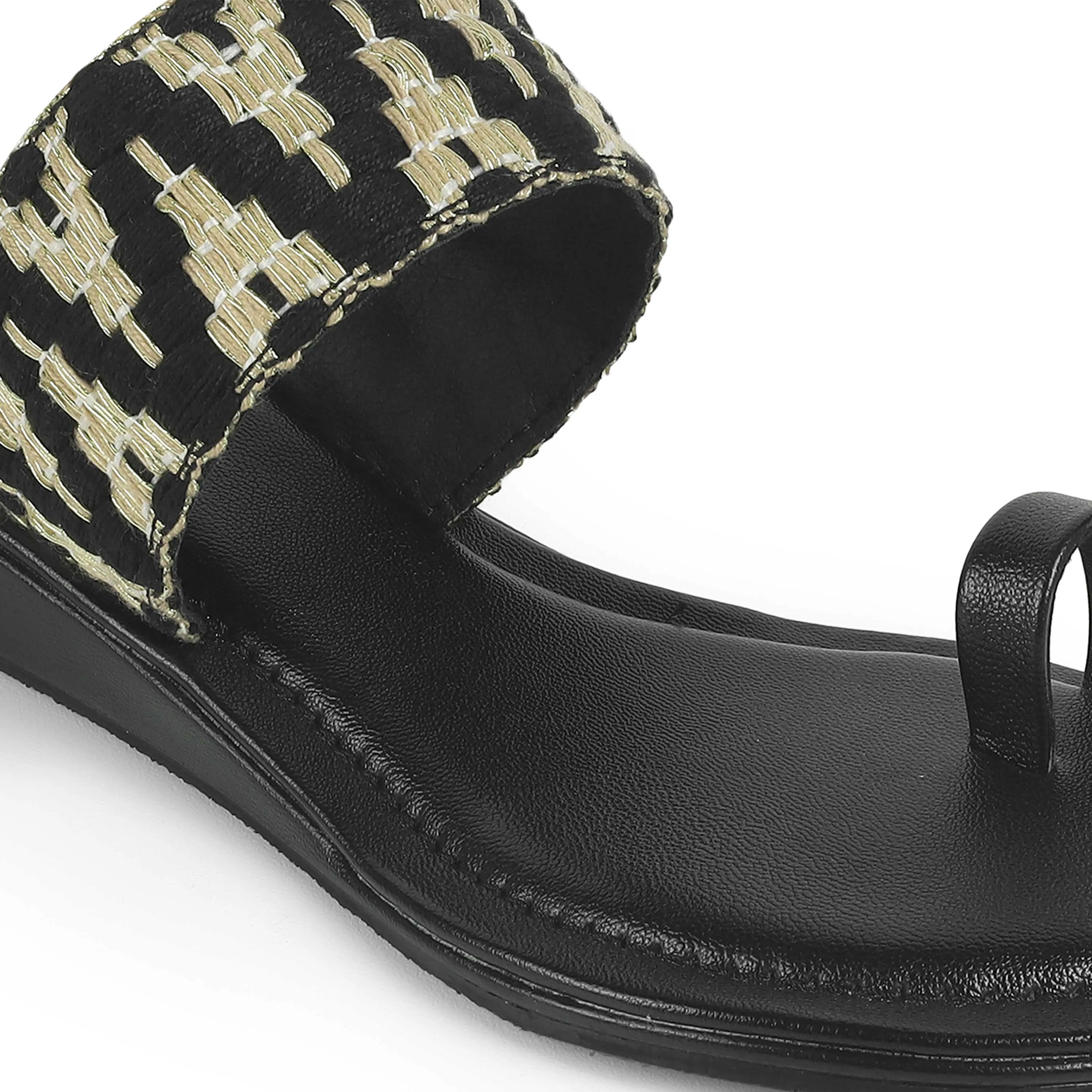 Tresmode Vela Black Women's Casual Small Wedge Sandals