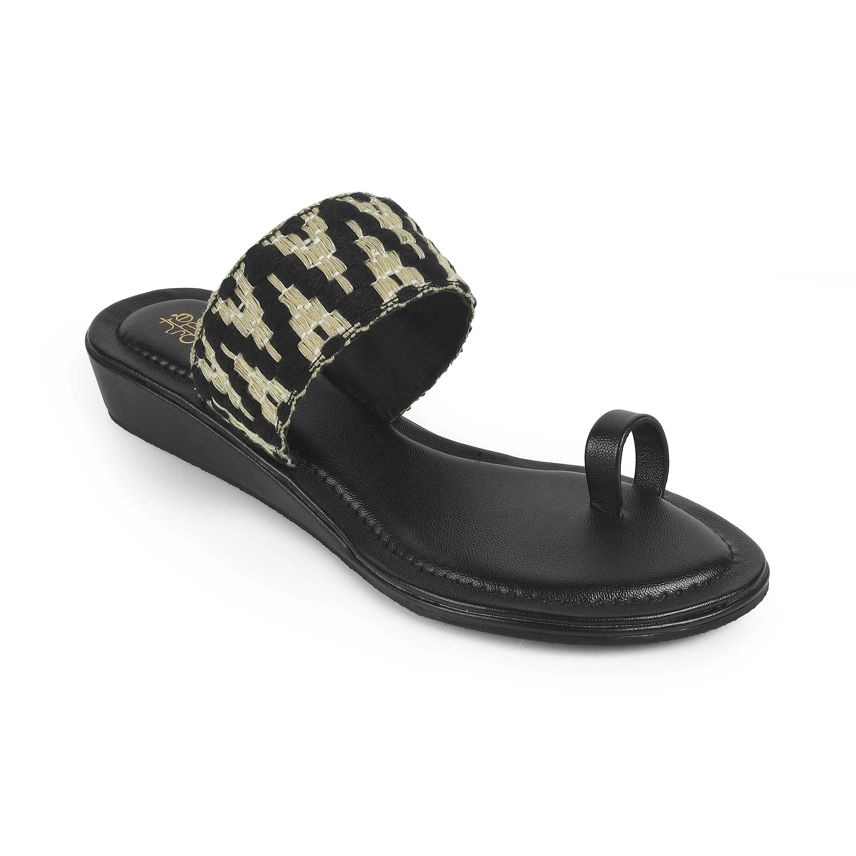 Tresmode Vela Black Women's Casual Small Wedge Sandals