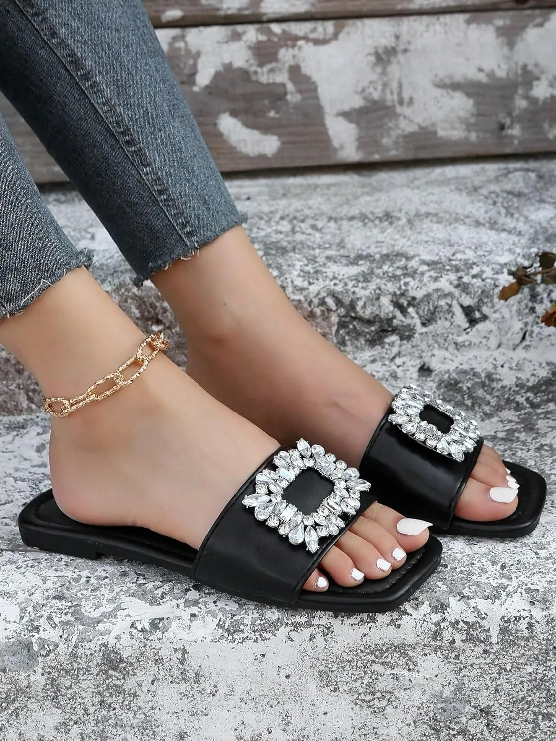 Verdusa Women's Rhinestone Sparkly Flat Sandal Square Open Toe Slide Sandals