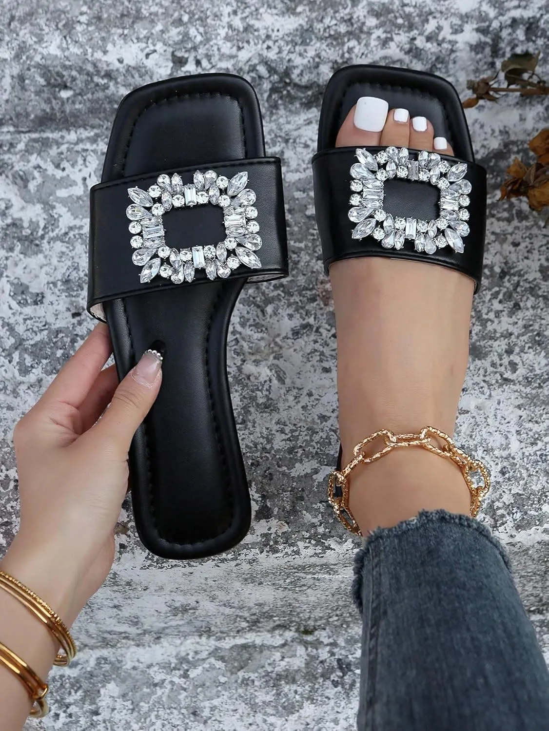 Verdusa Women's Rhinestone Sparkly Flat Sandal Square Open Toe Slide Sandals