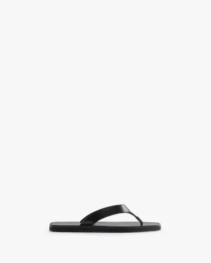 Vermelho Flat in Black Brushed Leather
